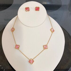 Elegant Pink and Gold Clover Jewelry Set